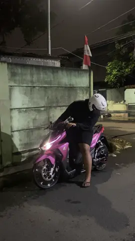Suara itu loh bikin candu 😍🤩😍 #KINGKONG #vario #fypage #variomodifikasi #fyppppppppppppppppppppppp #helikopterdarat #ledold #fypシ #armlusterv2 #helikopter #penggunaring17 #fyp 