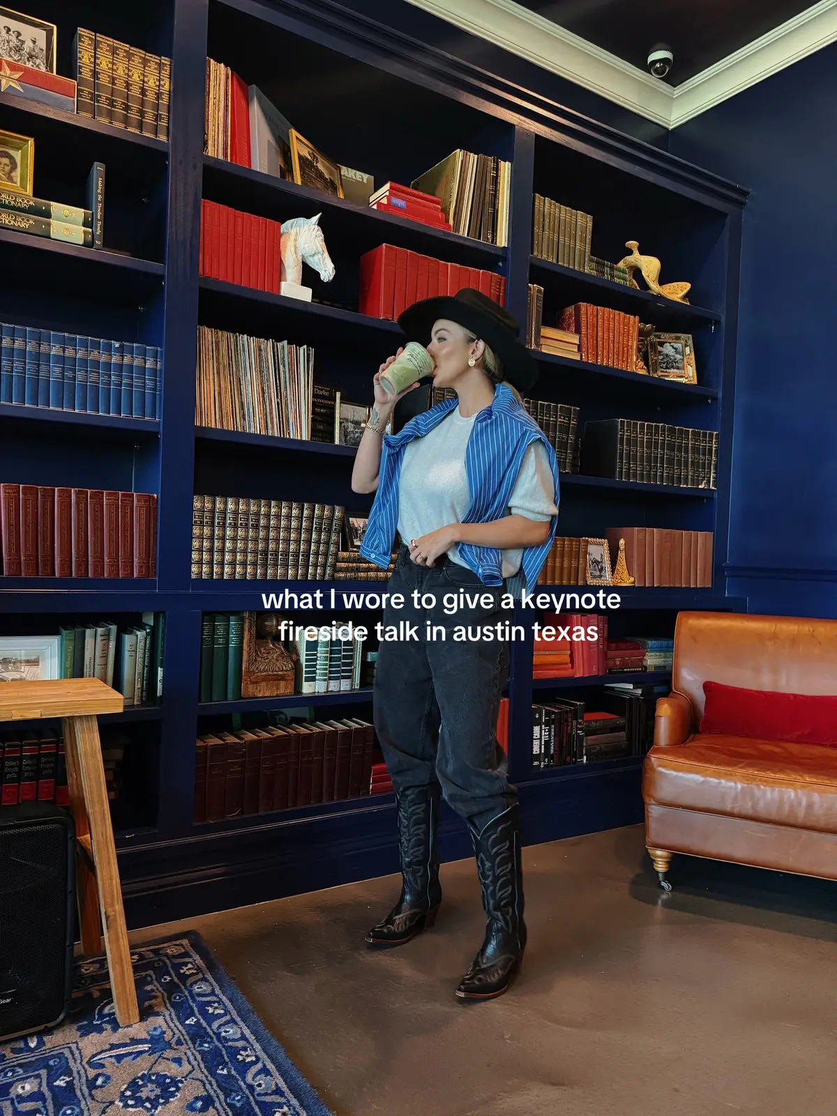 Boots were a hit. I don’t care that it’s still hot in Austin, I was in the AC. Dress accordingly:) #fallfashiontrends #austintexasfashion #austininfluencer #atx #texascheck #bootstuckedinjeans 