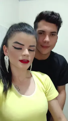 That's my baby, he's iconic ❤️ #valeriaalmeida #fy #mylife #justinbieberdaisies 