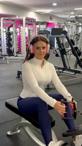 POV: Malinterpretas las señales en el gym🙄  #reels #gym #Fitness #parati #friends #humor 