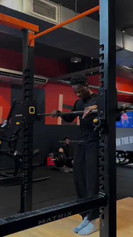 Certains refuse la haine qu’on leur porte, ils tiennent à nous malgré tous ce qu’on leur a fait… c’est rare ❤️❤️#filmclip #viral #traction #gymmotivation 