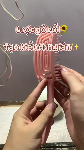 Lược cong bản to chải tóc gỡ rối #bambam #tiepthilienket #tiepthilienkettikokshop #luoc #luocgoroi #vtmgr #xuhuong 