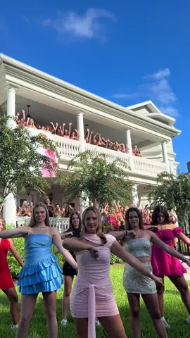 Welcome to the MU gala💄 #uf #ufphimu #phimu #sorority #universityofflorida #dance #ufsorority 