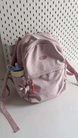 pack my new backpack with me 💌  #bagsmart #backpack #fyp 