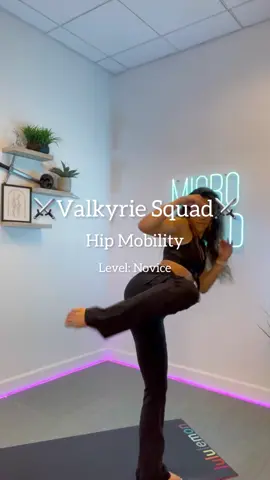 get those kicks higher with this mobility workout  #valkyrietraining #martialarts #mobilitytraining #fantasyfitness #trainlikeavalkyrie 