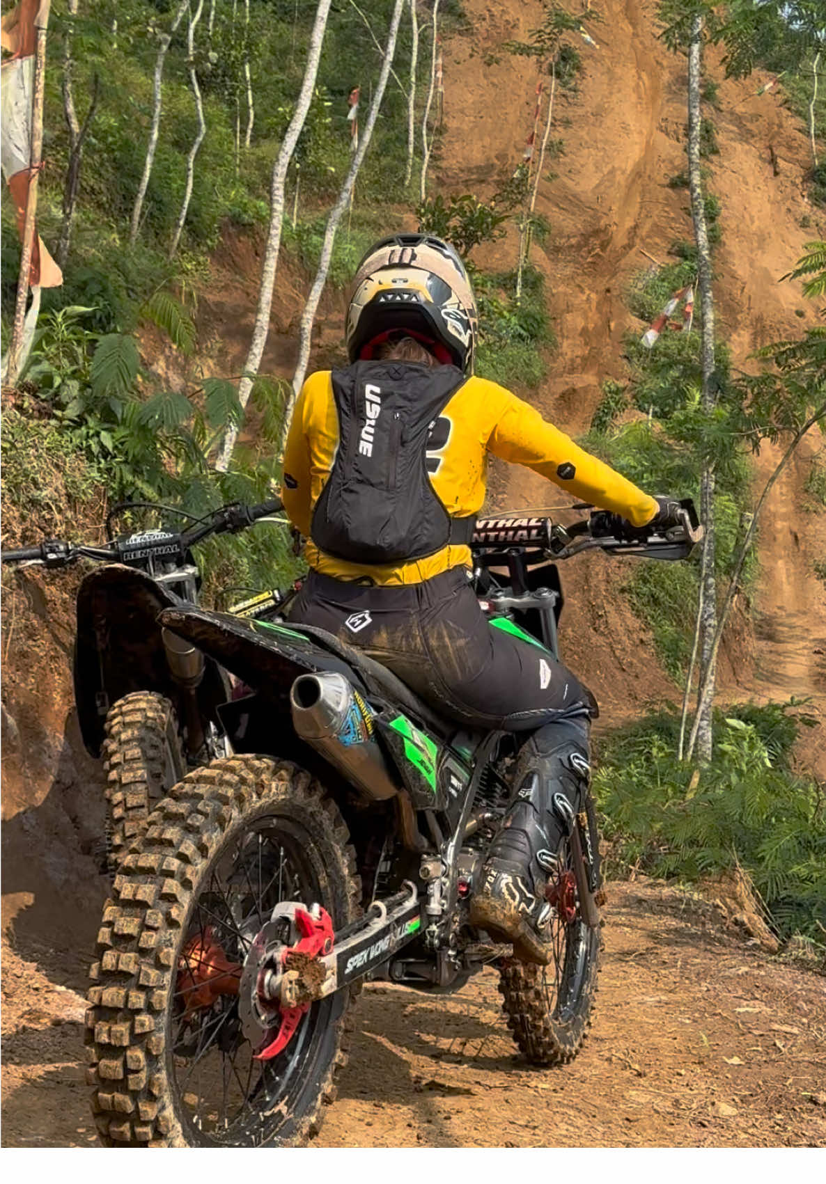 Tanjakannya setinggi harapan orang tua 😭