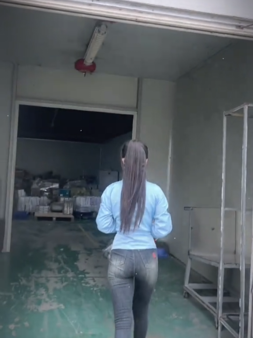 đi làm chủ yếu lương tâm là chính 🤗#ctyelentec_melinhhanoi #côgaielentec #kcnquangminhmelinhhanoi #côngnhanxinh #gaixinhelentec 