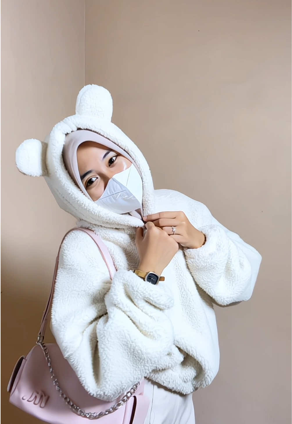 Pov jadi beruang🐻 #jaket #jaketbulu #jaketsherpa #sweater #outfit 