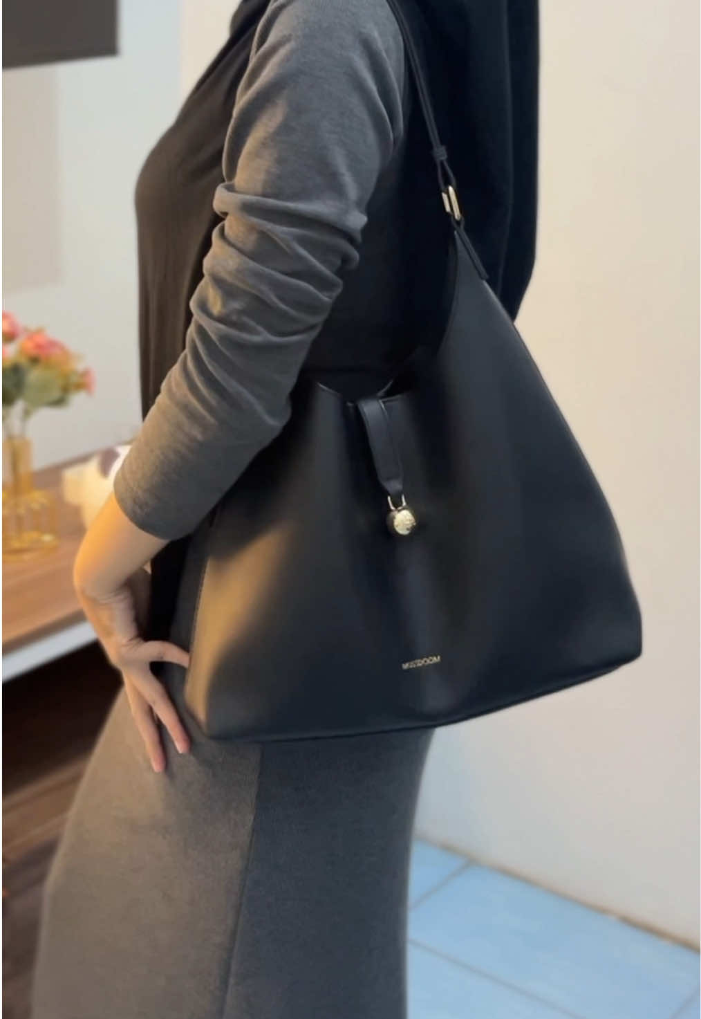 Dari awal udah naksir banget sm gio bag ini 🥺🫶🏻  #mossdoom #tasbahu #giobag #shoulderbag 