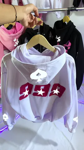 Cakep ni buat jalan sama doi🤩#guncang88 #fyp #hoodie #hoodies #hoodieboxy #hoodiekeren #hoodiekece #foryou #foryoupage 