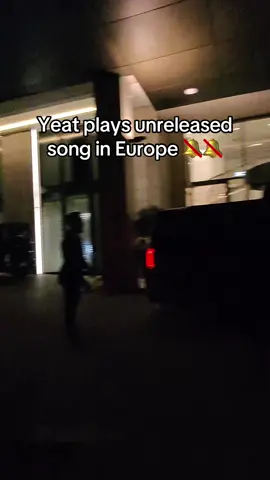 Year playing unreleased song in Germany #frankfurt #6pm #yeat #unreleased @👨‍💻 