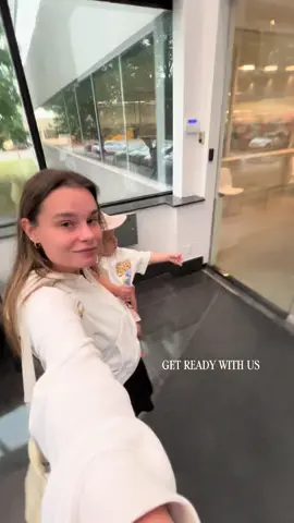 GET READY WITH US 🥹 #getreadywithme #fyp  #mamanquebecoise #grwm #outfitcheck 