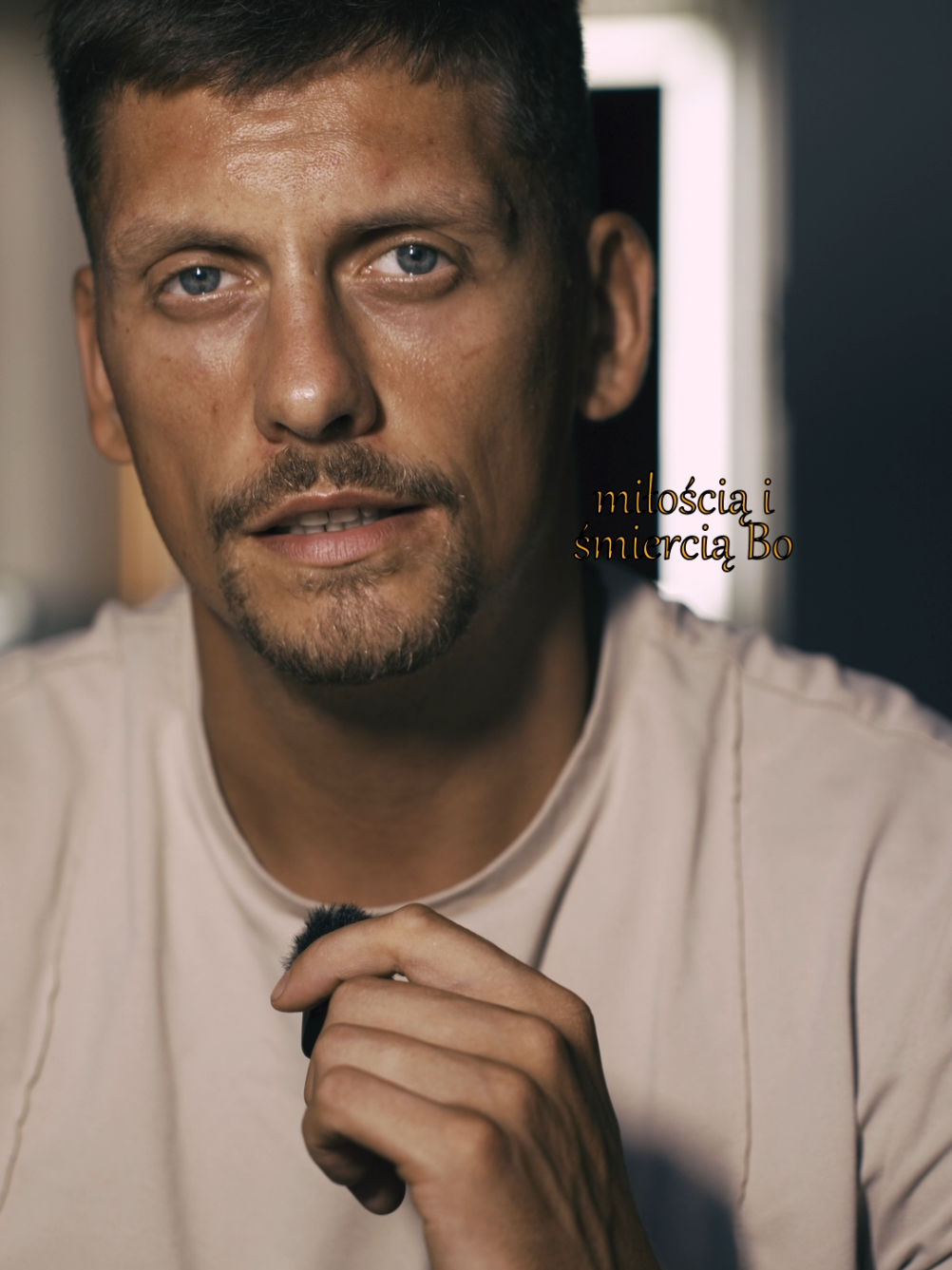 Dwie rzeczy których nigdy nie chcesz poszukiwać to 💀 i ❤️ bo uwierz w końcu przyjdzie moment że i tak Cie znajdą 🙏✨#inspiracja #cytaty #Relationship #życie #dlaciebie 