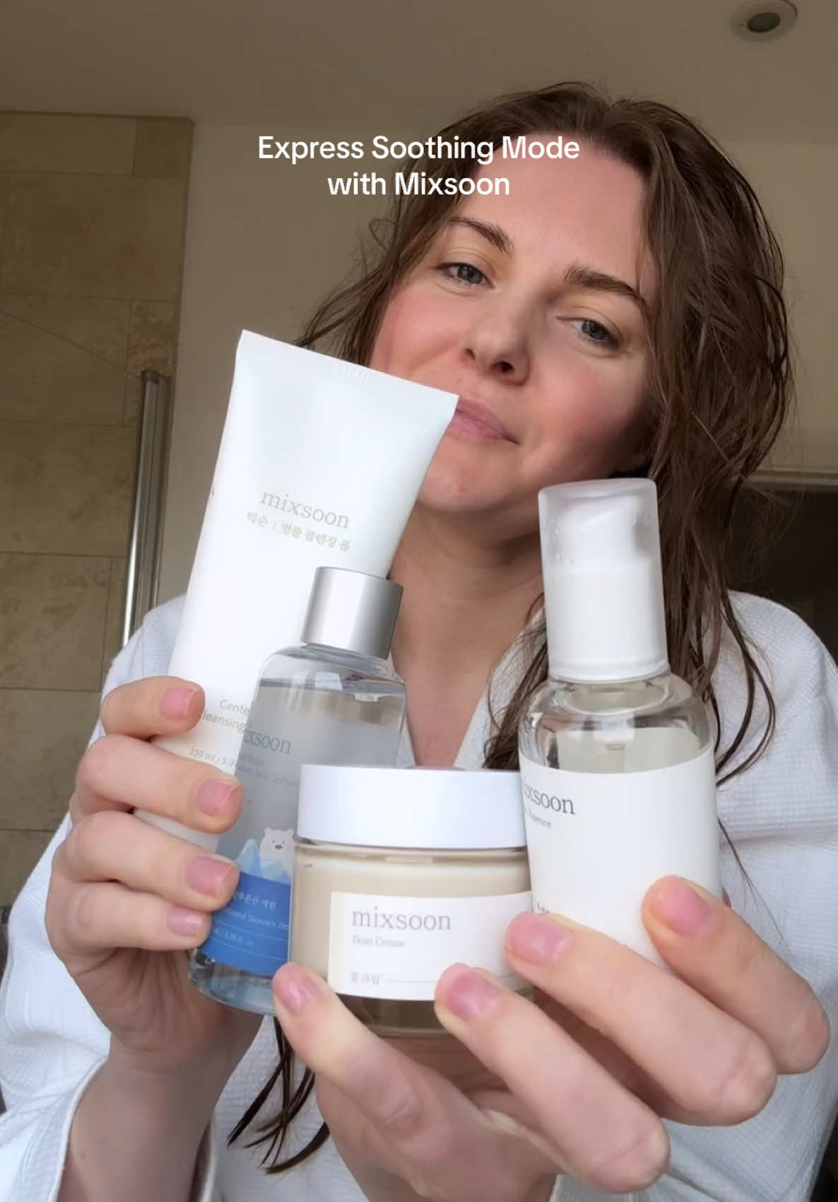 Express Soothing Mode with @mixsoon_official #skineditdaily #mixsoon #ExpressSoothingMode #skincareroutines #koreanskincare #koreanskincareproducts #koreanskincareroutine #mixsoonbeanessence 