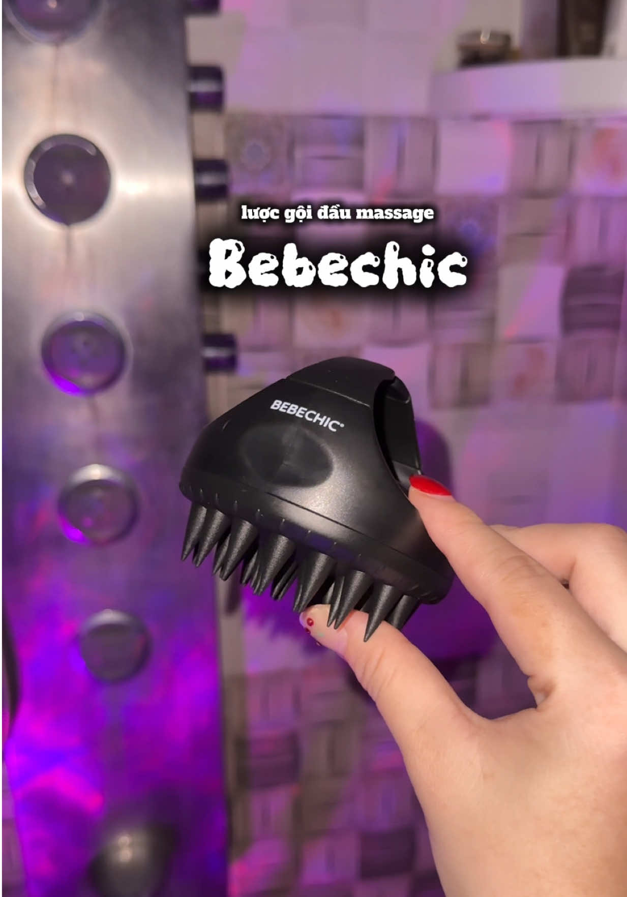 Cách làm bản thân đã ngứa nhất là có em lược này 🤣🤣 #review #luocmassagedau #bebechic 