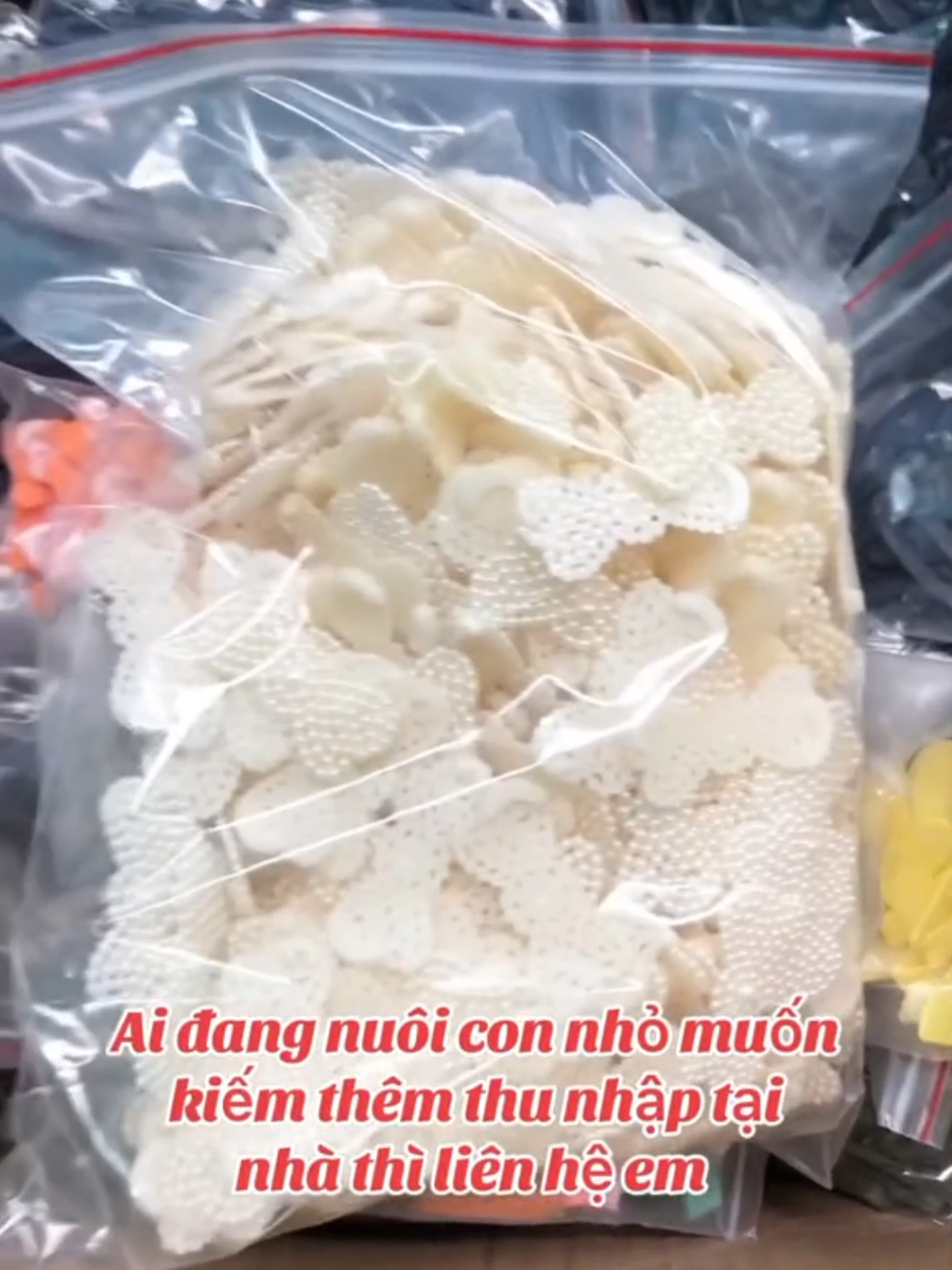 Tuyển thêm 15 người làm kẹp tóc tại nhà. Có nhân viên giao hàng và thanh toán tiền tận nơi  2k/c. Đủ người sẽ ngưng tuyển  #timvieclam #giacongtainha #vieclamtainha #mebim 