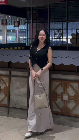 tim outfit warna netral 🙋🏻‍♀️✨ #Kawisari #scubapremium #LunarMermaid #rokduyung #RokMermaid 