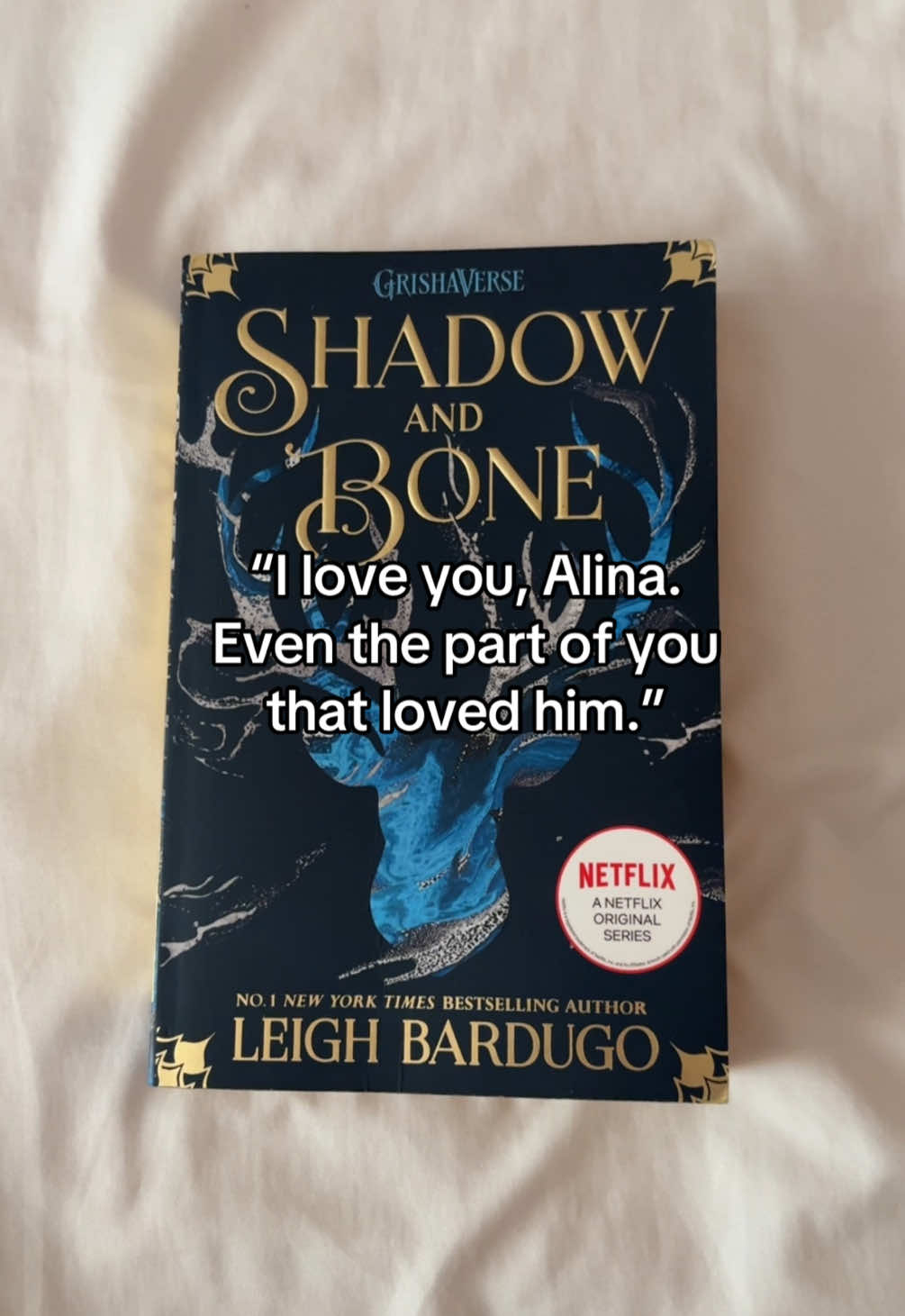 I lovee themm #shadowandbone #siegeandstorm #ruinandrising  #leighbardugo #alinastarkov #maloretsev #malyenoretsev #fantasybooks #BookTok