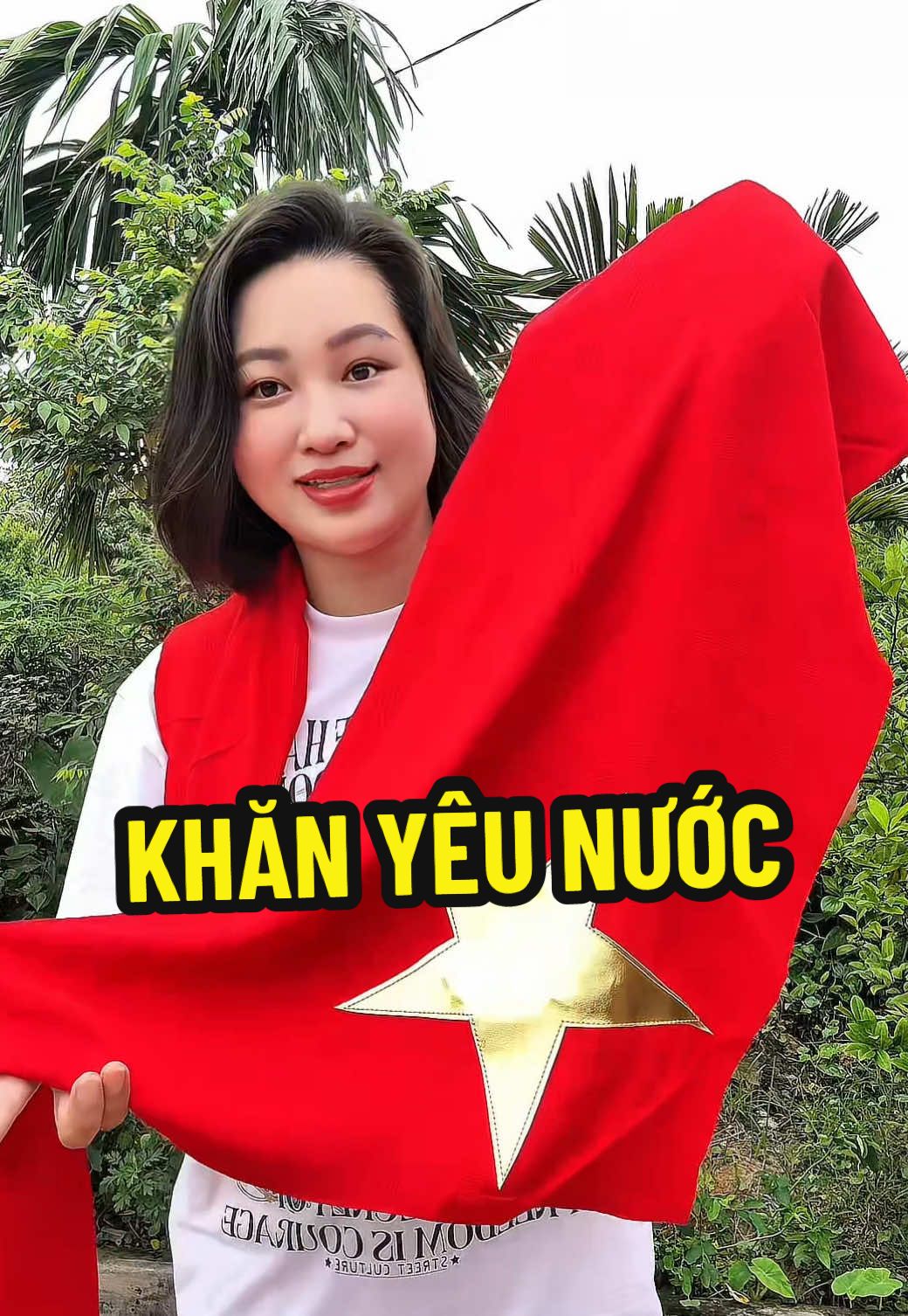 Khăn cờ đỏ sao vàng vải lien mềm 2 lớp rất đẹp. #khancodosaovangmaumoi 