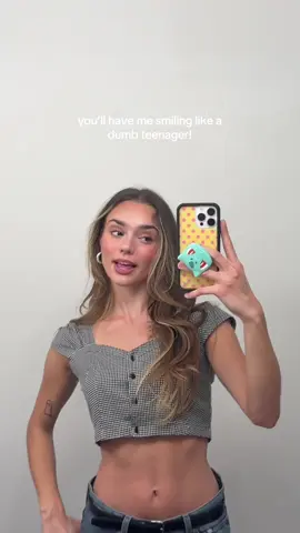 Hiiiii let me be ur new fav pop girl 🍬💘👙🐬