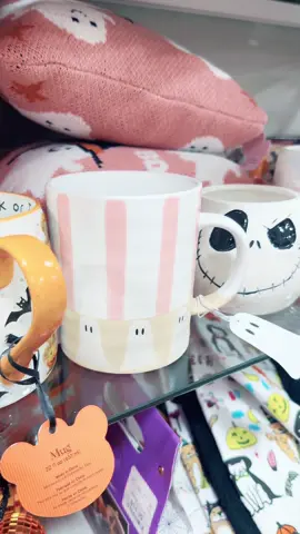 Halloween lovers head to @TJ Maxx now for all their cute Halloween kitchen must haves #halloween #halloweencups #halloweenmusthaves #halloweendecorations #halloweenishere 