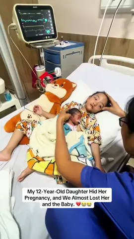 😭💔 #daughter #youngmom #pregnancy #baby #prematurebaby #mother #labor 