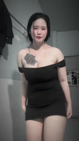 nhìn gì dạ 👀