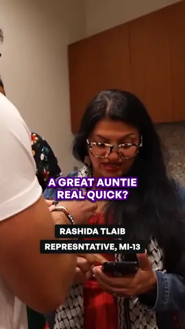 met Rep @Rashida Tlaib at the DSA convention in Chicago yesterday #hasanabi #rashidatlaib 