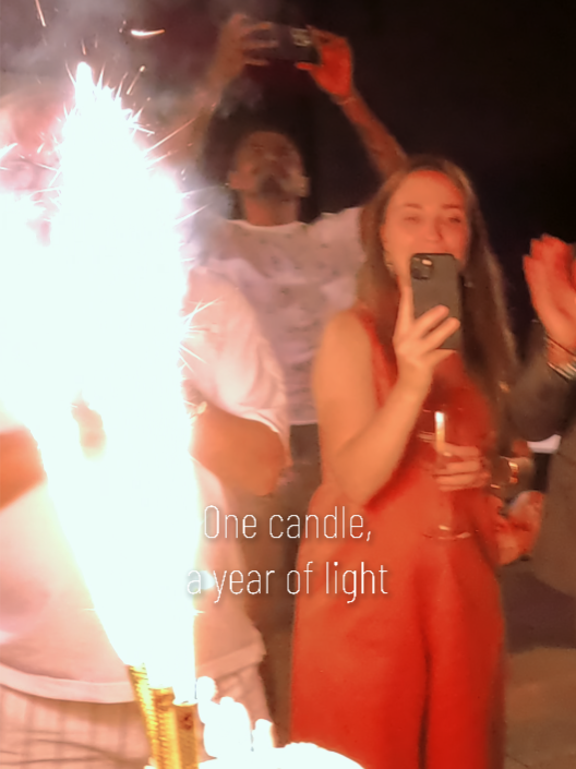 Her first celebration | Day in the Life #04 Celebrating Clara’s first birthday with family and friends Smiles, laughter, and the warmth of being together These are the moments we’ll remember #LifeAsMarco #SeekBalance #Vlog #DayInMyLife #DayInTheLife #Discipline #PersonalGrowth #Family #Love #Father #Parenting #Together #Kids #Moments #Birthday #Celebration Follow me on other platforms: instagram.com/lifeas.marco tiktok.com/@lifeas.marco facebook.com/profile.php?id=61578424081830 Music: All tracks used are licensed via Epidemic Sound Thank you for watching!