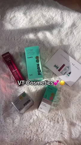 Even their packaging is so pretty and fancy🙂‍↕️ Use my Code STRWBRRYTEA on yesstyle for some % off!! @VTcosmetics_official @VT COSMETICS Influencers @VT Cosmetics US @YesStyle @YesStyleInfluencers  #skincare #koreanskincare #vtcosmetics #yesstyle #yesstylehaul #skincarehaul #pdrn 