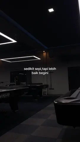 Lebih baik begini🥀