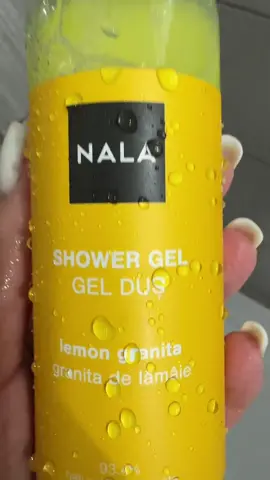 Ați testat noile arome de la @Nala Cosmetics ? 🍋Granita de lămâie e  preferata mea după plajă – are un miros proaspăt și răcoritor, iar șerbetul oferă exact hidratarea de care pielea mea are nevoie. #bodycareproducts #nalacosmetics #hidratare #freshsmell #summervibe #racoritor #favproducts 
