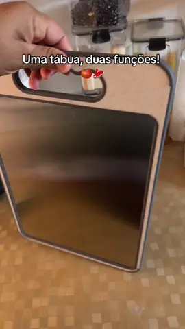 Chega de usar a mesma tábua pra tudo! 😱 Essa tábua dupla face é perfeita pra manter a higiene na cozinha: um lado pra vegetais 🍃 e outro com aço inox pra carnes 🥩. Antibacteriana, resistente e à prova de mofo! ✨ #CozinhaOrganizada #DicasDeCozinha #TábuaDeCorte #CasaPrática #Organização #ProdutosIncríveis #TikTokMadeMeBuyIt Se quiser, posso também criar uma versão mais curta e viral que funcione como legenda impactante na tela do vídeo para aumentar engajamento. Quer que eu faça?