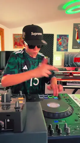 Fred Again… but flipped HARD 🔥 Turning Fred Again into a Tech House festival weapon 🎧💣 Rate this drop 1-10 Happy Sunday Fam #dj #electronicmusic #fyp #rave #clubdj #ibiza 