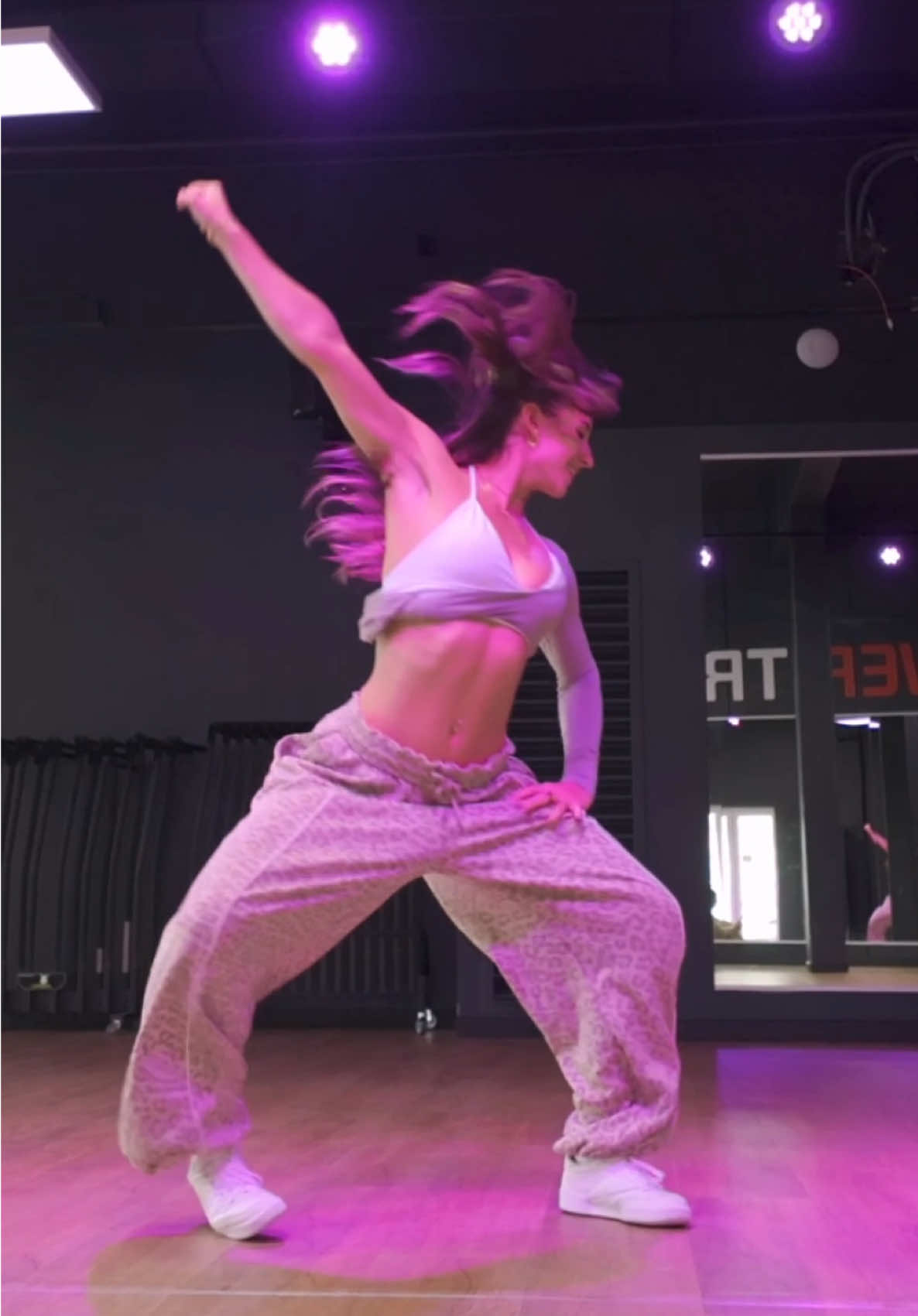 in love with the dc @Miko ࿔˚ #dance #fürdich 