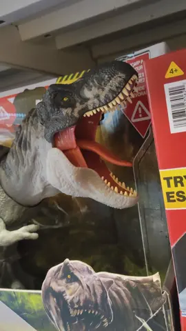 I popped to @Smyths Toys Superstores toy see what new Jurassic stuff is out #dinosaur #jurassic #jurassicpark #jurassicparktoys #jurassicworld #jurassicworldrebirth #jurassicworlddinosaurs 