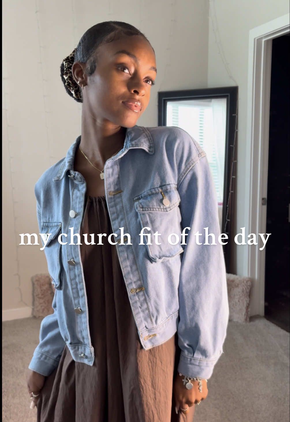 Happy Sunday everyone 🤎  #churchtiktok #churchootd #ilovejesus #jesuslovesyou