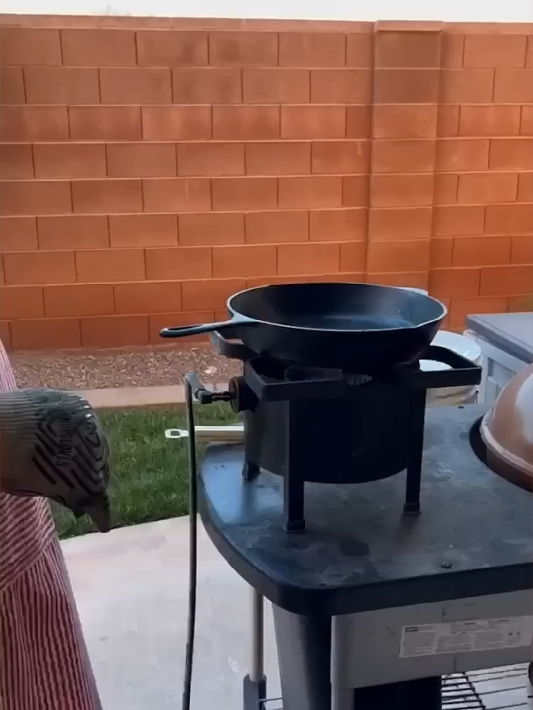 Life is full of unexpected moments that make us smile. Whether it’s a funny fail or a sweet surprise, these moments remind us to enjoy the little things. Keep your eyes open—you never know when the next laugh will happen! #funnyvideo #trynottolaugh #fyp