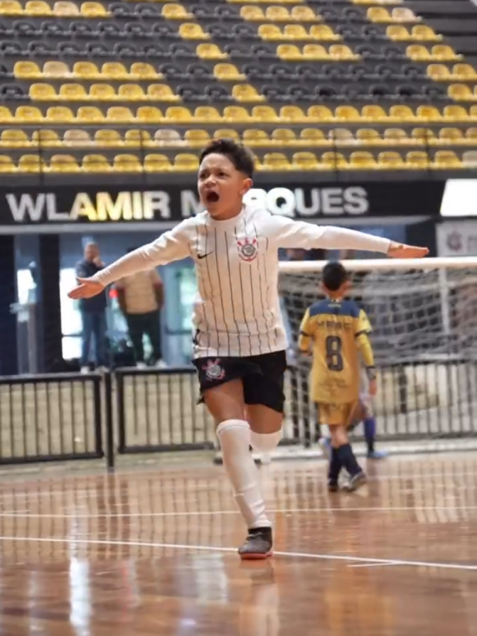 🕺🏻🖤🤍🦅 #vaicorinthians 