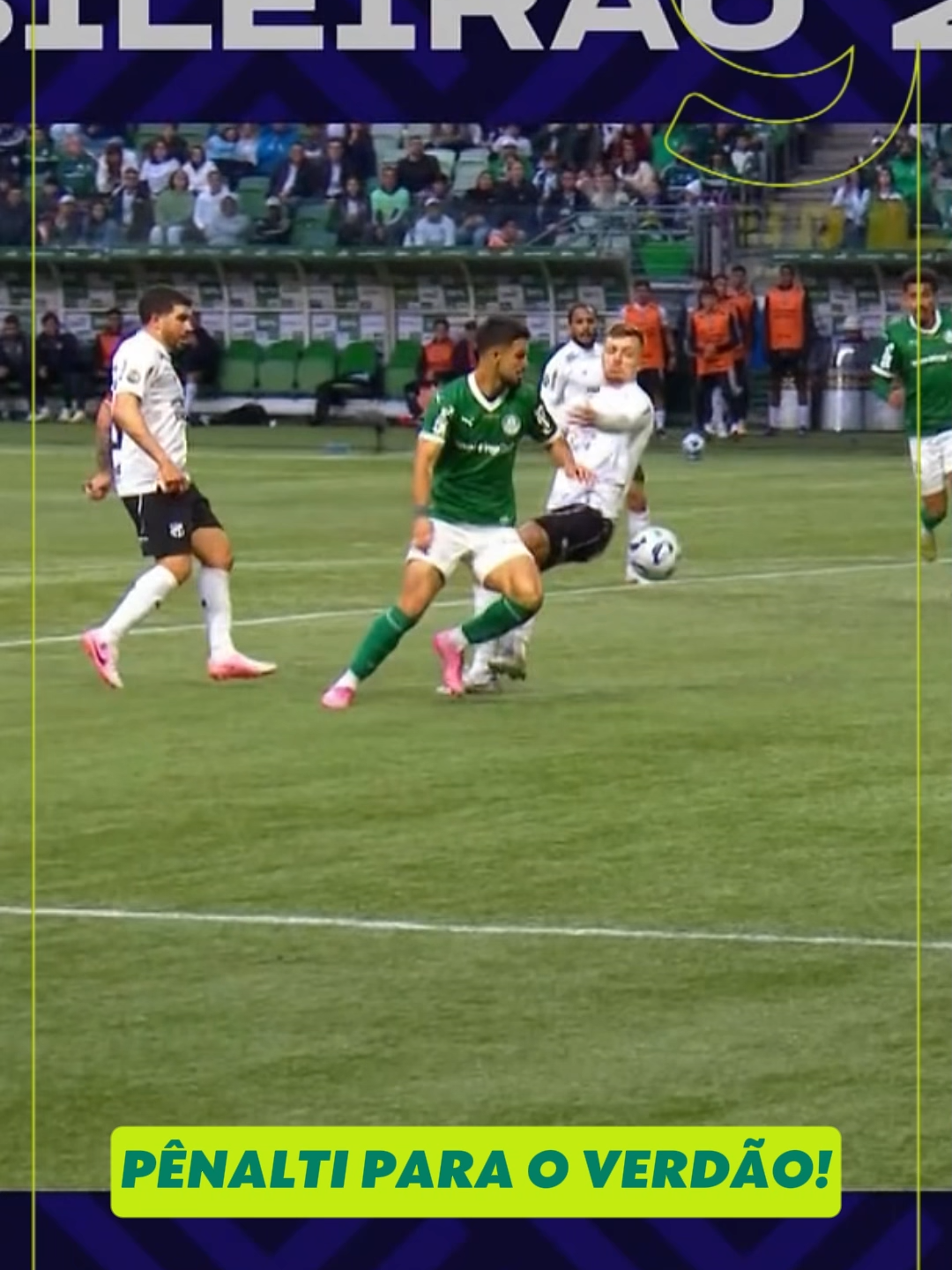 VERDÃO EMPATA! Árbitro vê a revisão do lance no vídeo e marca pênalti para o Palmeiras. Flaco López vai para a cobrança e deixa tudo igual no Allianz Parque! #palmeiras #ceará #brasileirão #futebol #ge