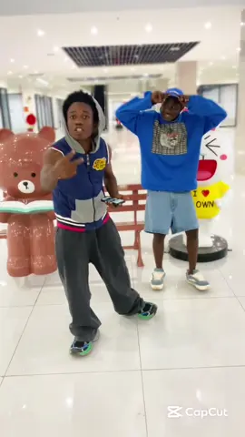 Yeboi 🥶#tiktoknigeria🇳🇬 #tiktoksouthafrica🇿🇦 #fyp #100kviews #viral_video @dj_daddy @sanjakong @Baby_drama69 @Montelego Seva Ogre366° @Posh @DaddYbwaY👑 