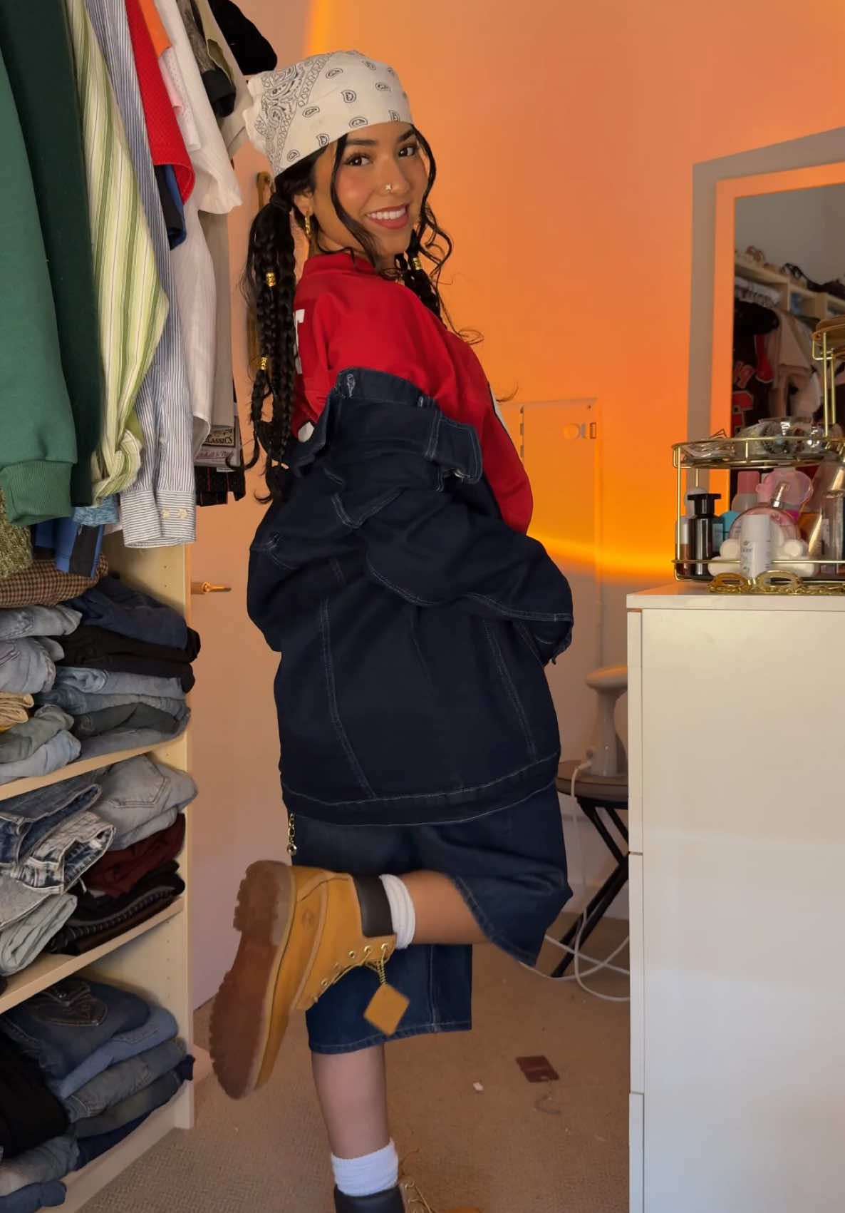 RATE DA FIT😝My @DORADO JEWELRY pulled it all together😩✨ #doradopartner #fyp #grwm #grwmroutine #grwmmakeup #outfit #2000s #streetwear 