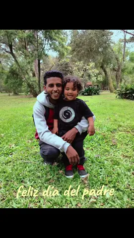 Feliz día al mejor papá😍#tik_tok #fyp #padre #miniño #padreehijo 