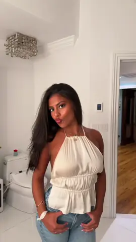 Had to pop out for our last night out before she leaves #longdistancefriendship 