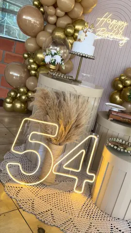54 anos da Lia 🎈🥰