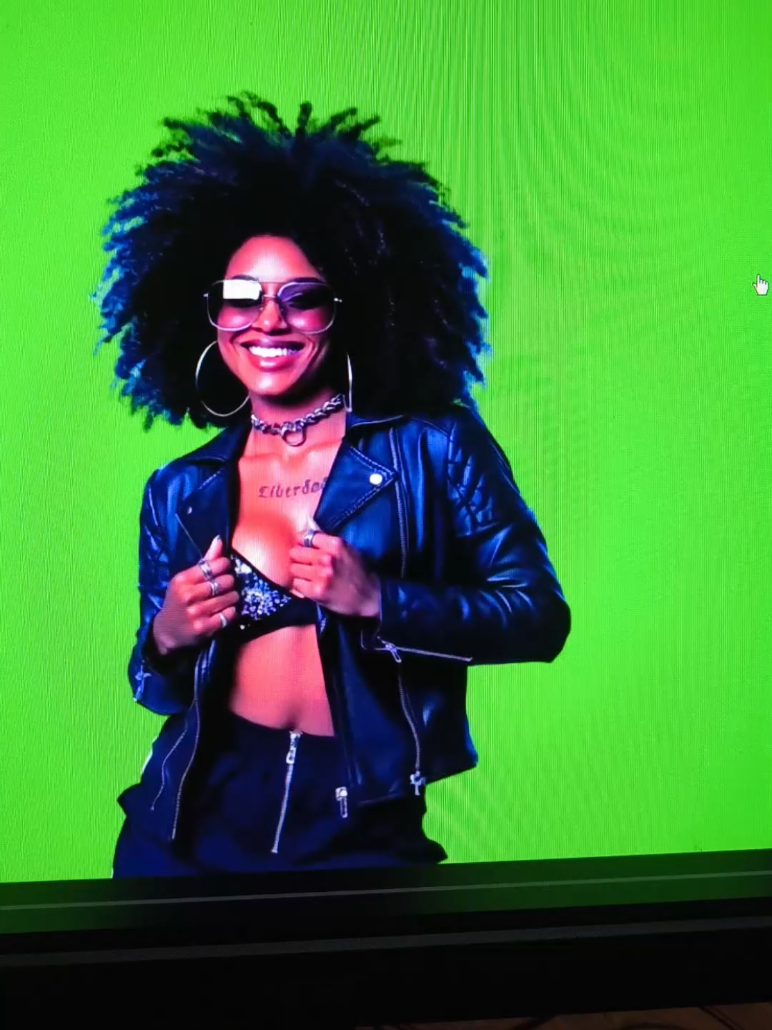 Hoy quiero mostrar un súper resumen de todo el proceso que implica crear un flyer animado, si quieren pueden comentar cualquier duda que tengan y opinar✌️#animacion #aftereffects #motionflyer #diseñografico 