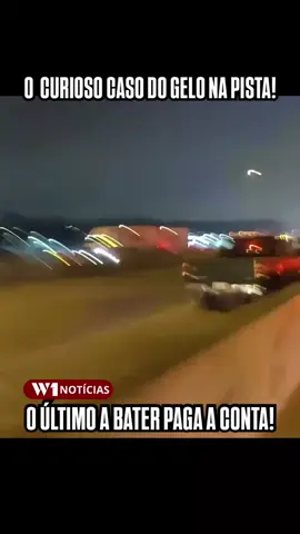 NO TRÂNSITO COM PISTA MOLHADA TODO CUIDADO É POUCO! Via W1 Goiás #w1 #w1goiás #w1noticias #reels #fy #acidente 