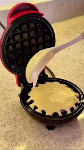 Mini Máquina de Waffles  #mini #maquina #waffles #tiktokshop 