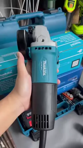 makita mesin gerinda tangan original#makita #gerinda #bengkel #proyek #pertukangan 