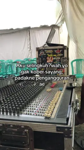 lupute kerjo yo keturon🥲#soundhajatan #kulisound #fypシ゚ 